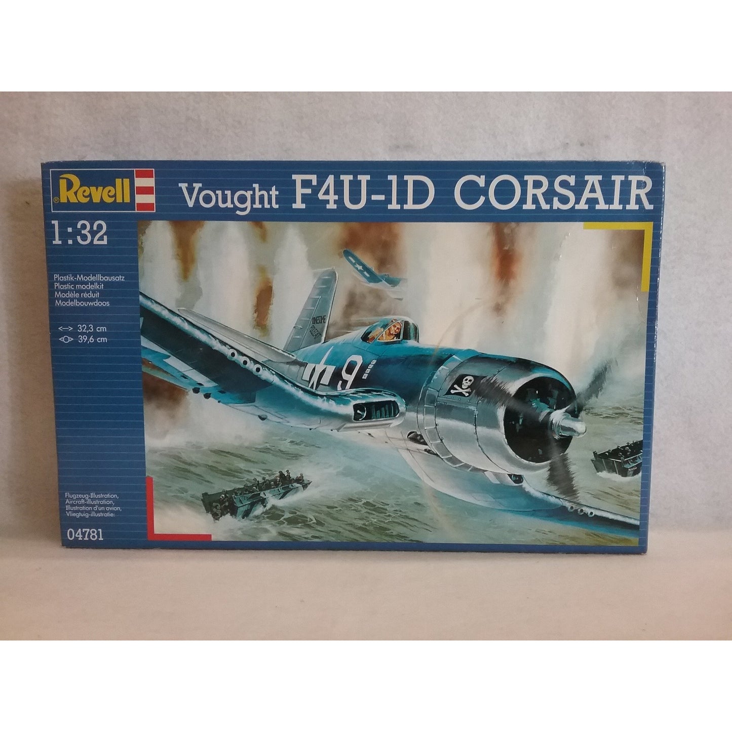 1/32 Scale Revel #04781 Vought F4U-1D Corsair