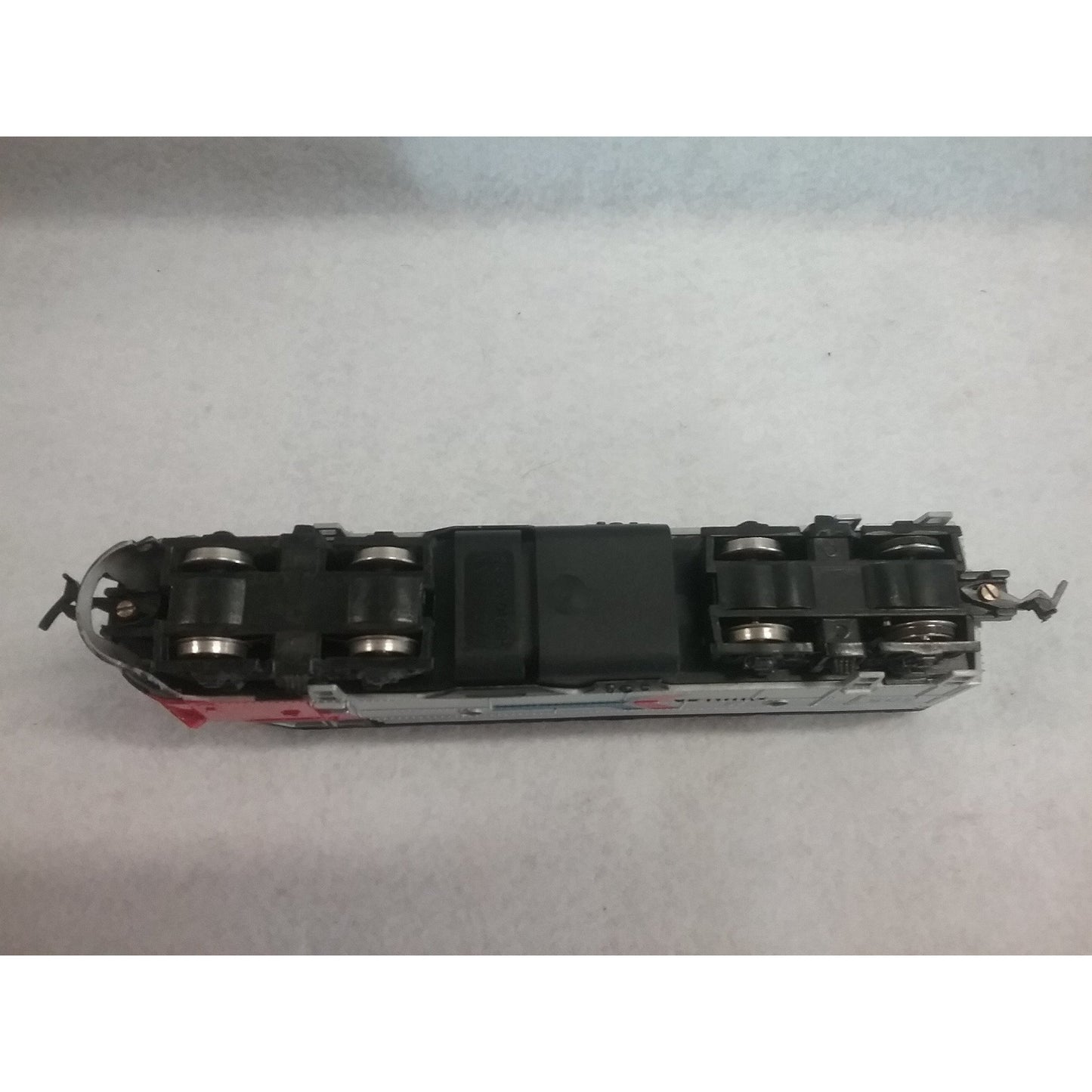 CLEARANCE-HO Scale Bachmann Amtrak F7A Locomotive No.505