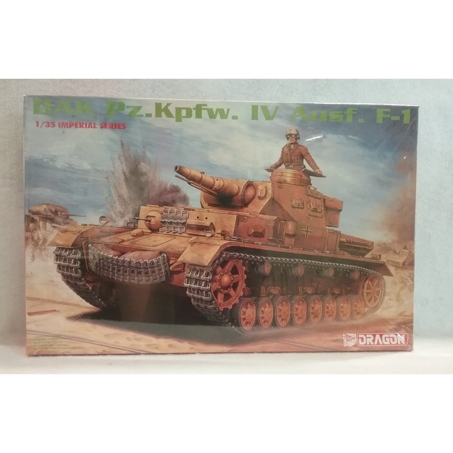 1/35 Scale Dragon Kit No.9044 DAK Pz.Kpfw.IV Ausf. F-1