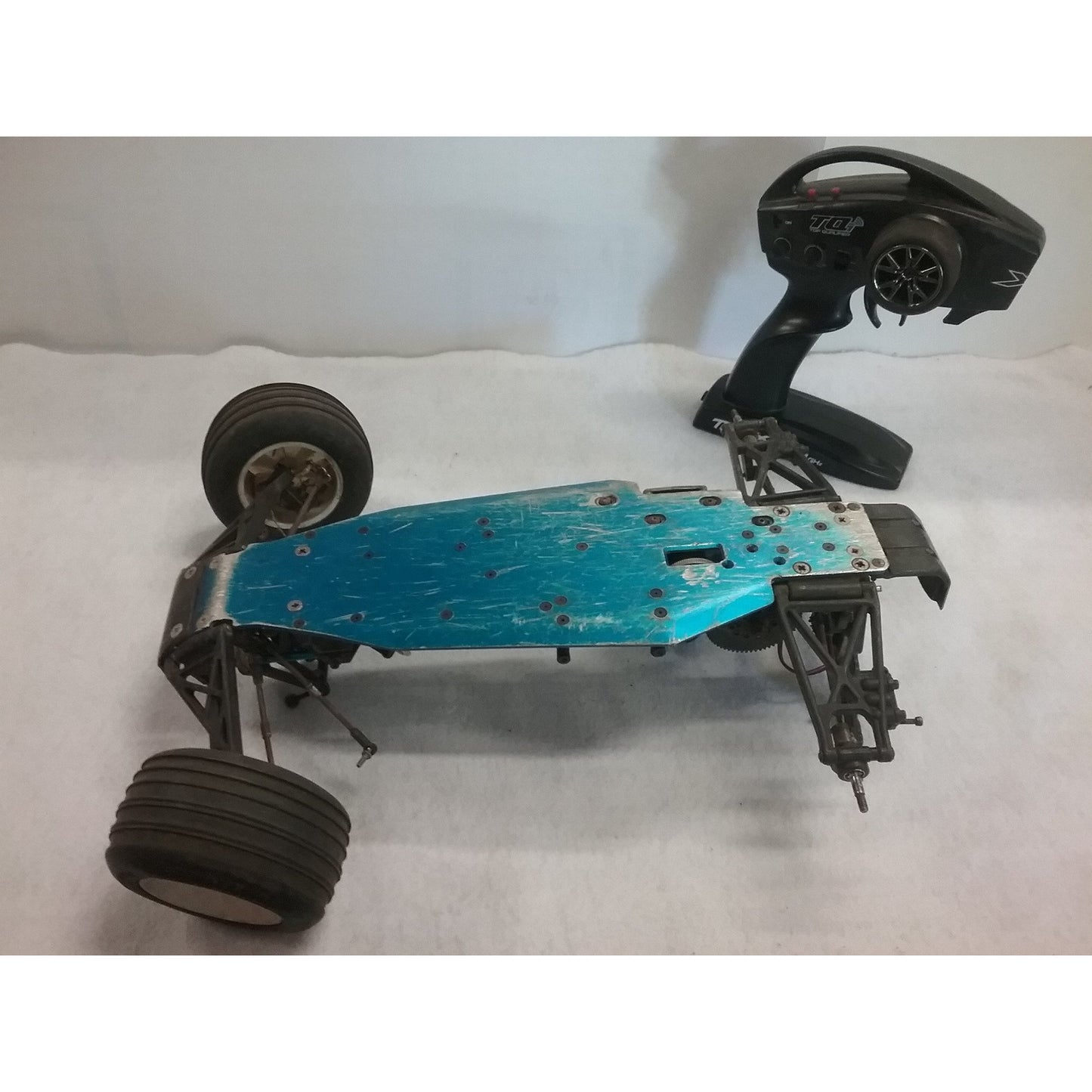 SUPER DEAL! Nitro Chassis and Traxxas Radio