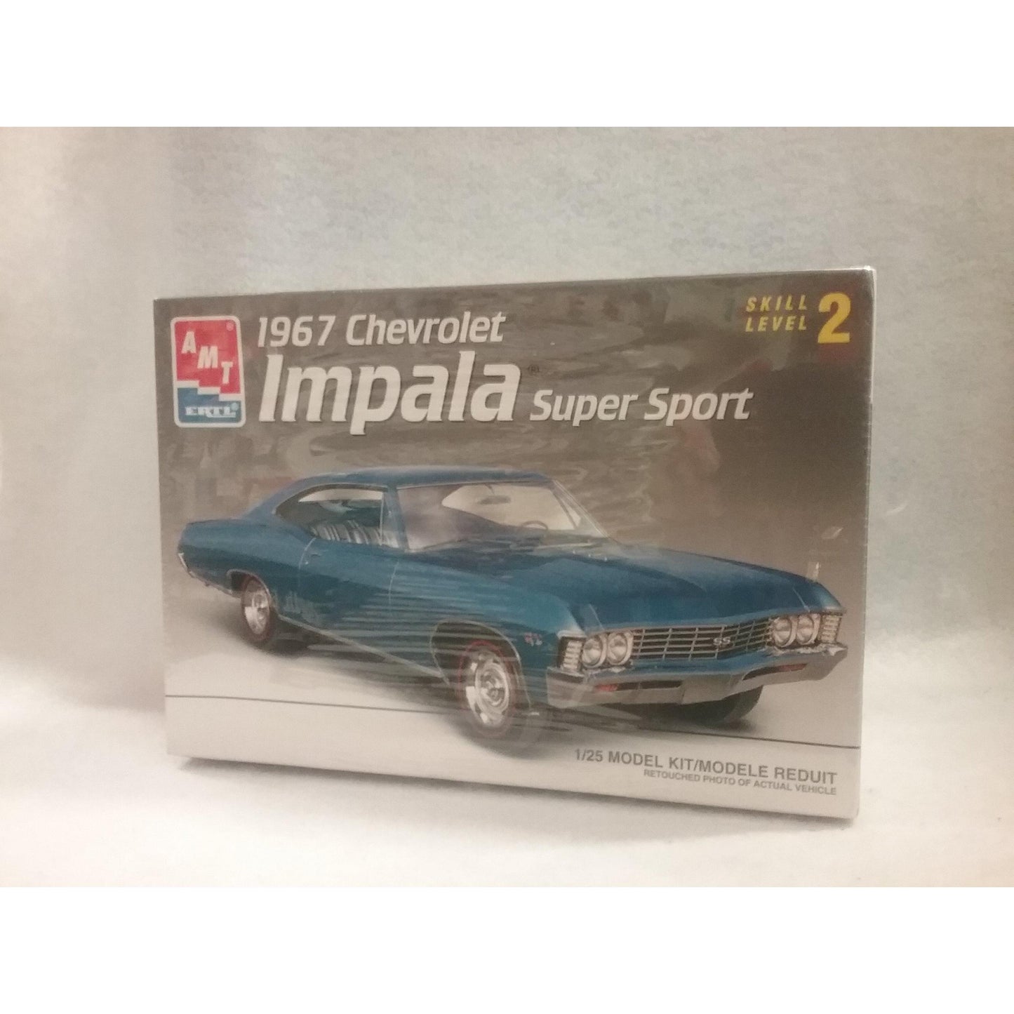 1/25 Scale AMT ERTL No.8207 1967 Chevrolet Impala Super Sport