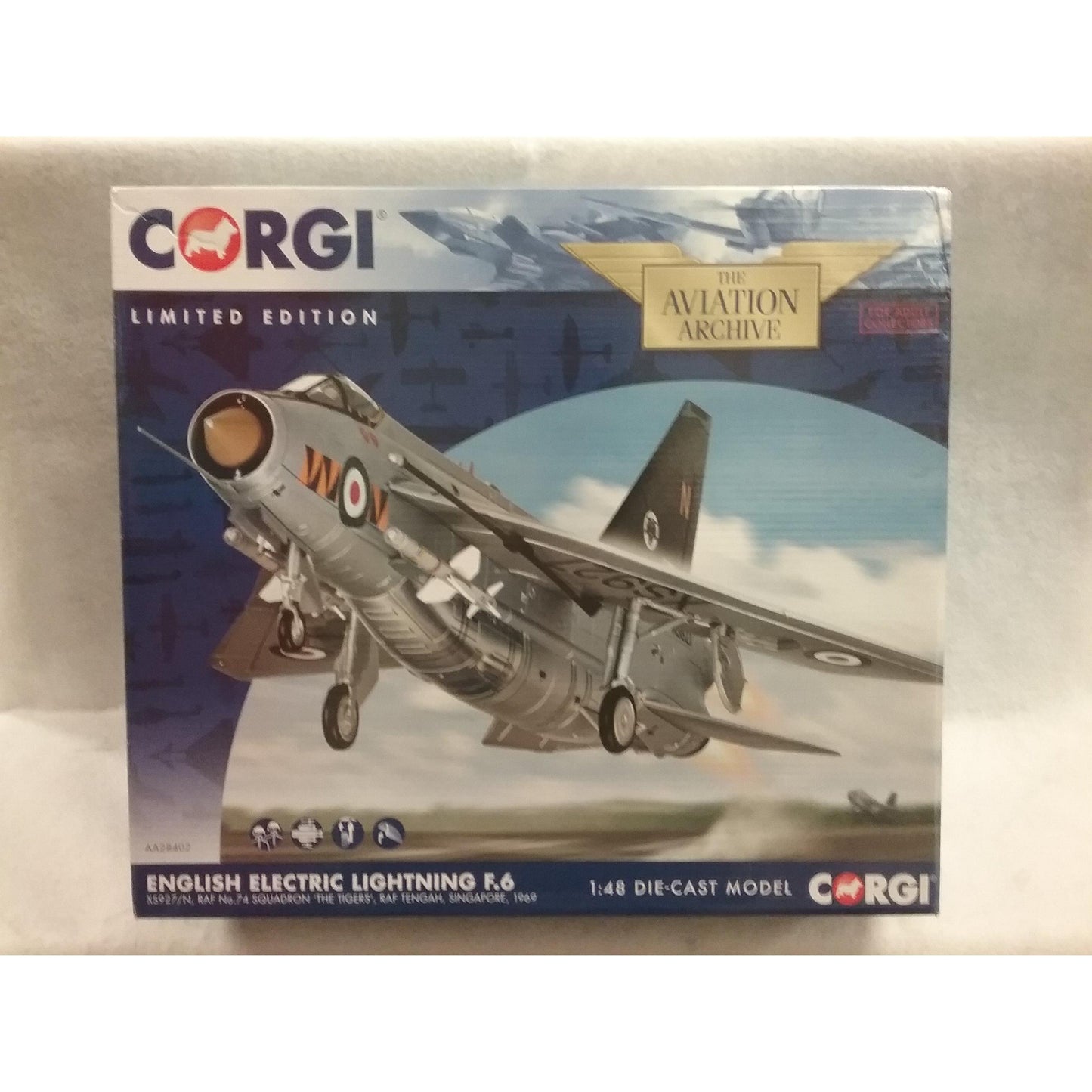1/48 Scale Corgi No.AA28402 Die Cast English Electric Lightning F.6