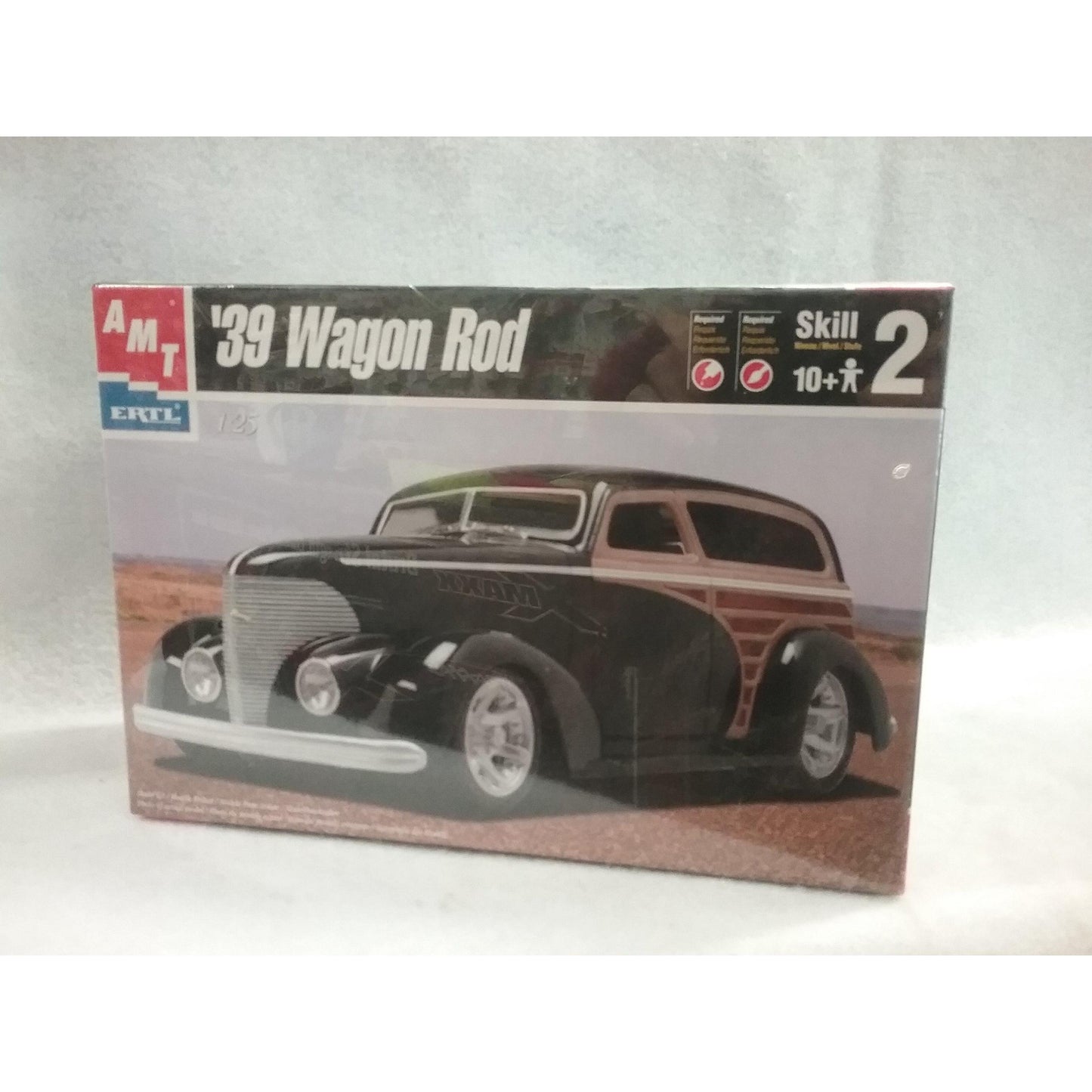 1/25 Scale AMT ERTL No. 30087 '39 Wagon Rod