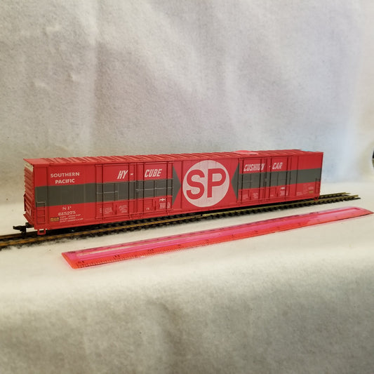 HO Scale Athearn Southern Pacific 86' Hy-Cube Quad Door Boxcar