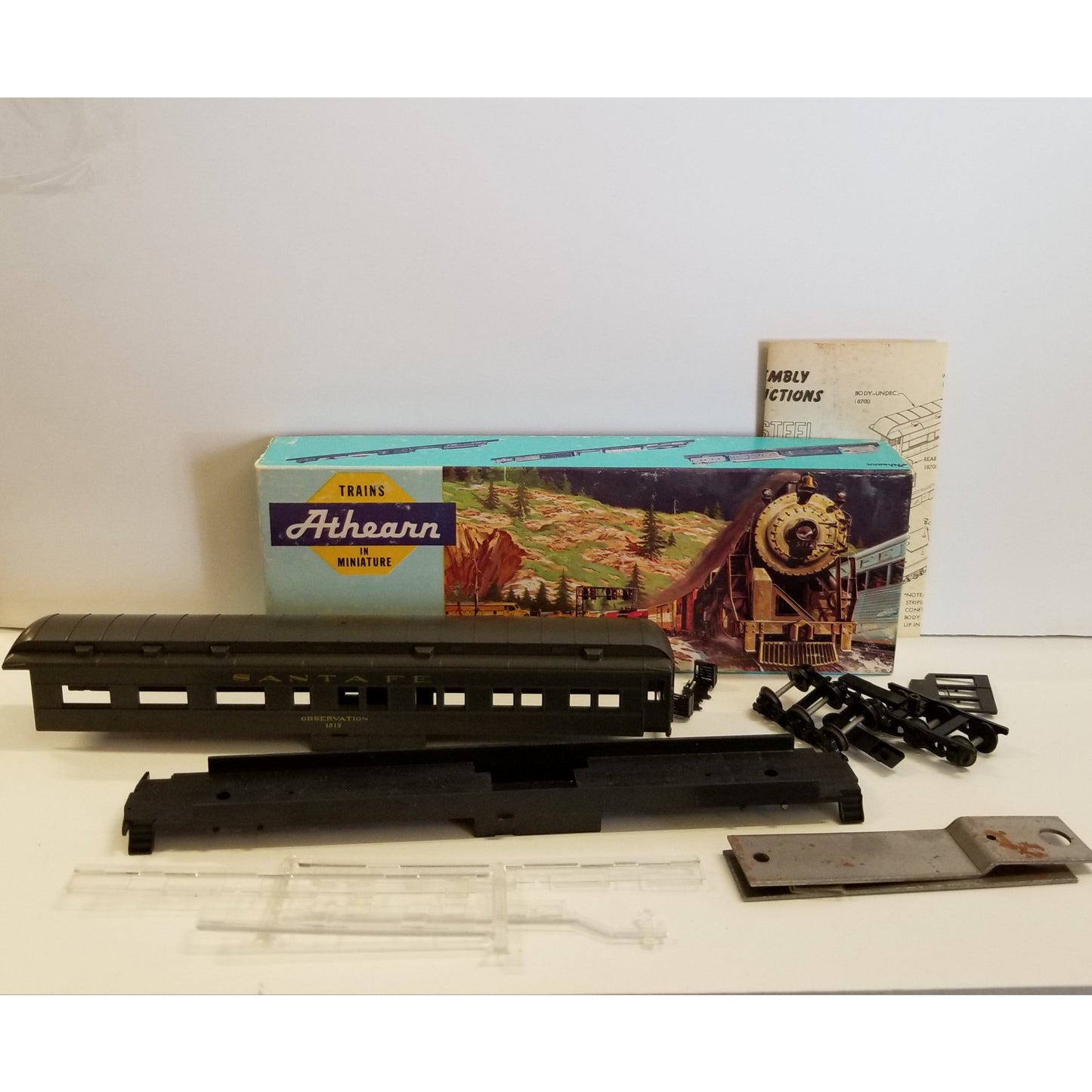 HO Scale Athearn No.1871 Santa Fe STD Observation Kit Green