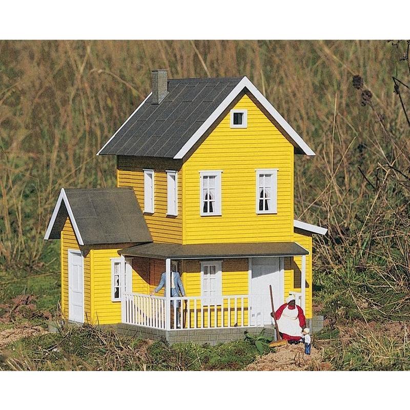 62221 Aunt Beas Farmhouse - Swasey's Hardware & Hobbies