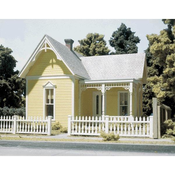 80300 O KIT DPM Aunt Eleanor's House