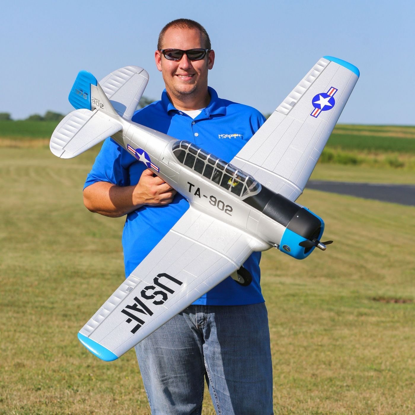 EFL8775 AT-6 1.5m PNP