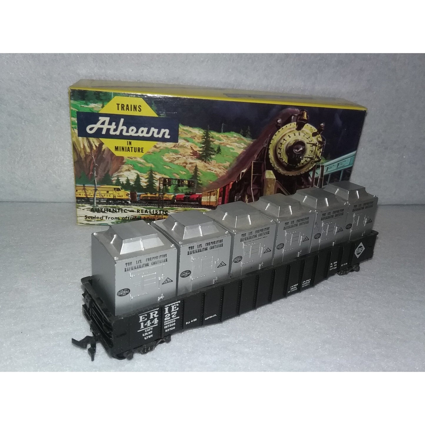 HO Scale Athearn, Erie Frozen Food Gondola - Swasey's Hardware & Hobbies