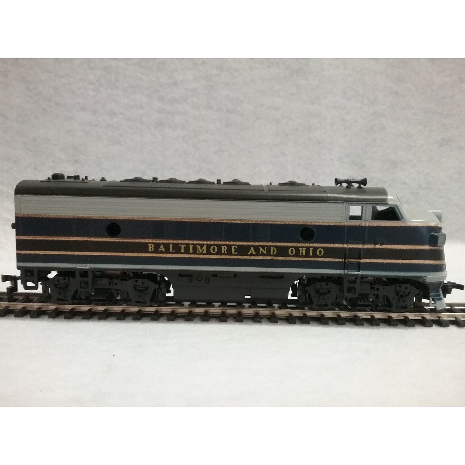 HO Scale Athearn F7A B & O Locomotive Unpowered - Swasey's Hardware & Hobbies