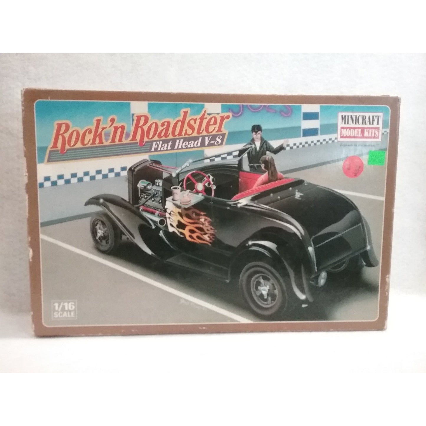 1/16 Scale Minicraft Rock'n Roadster Flat Head V-8 - Swasey's Hardware & Hobbies