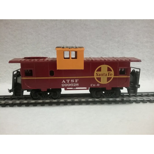 HO Scale Bachmann Santa Fe Caboose
