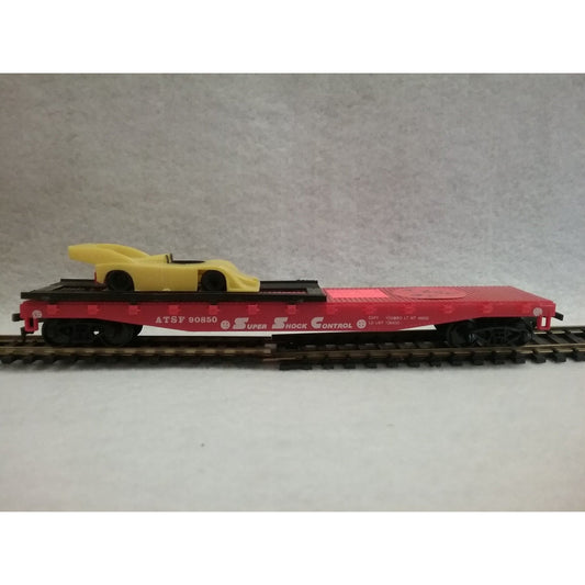 HO Scale AHM ATSF Flat Car with Racecar