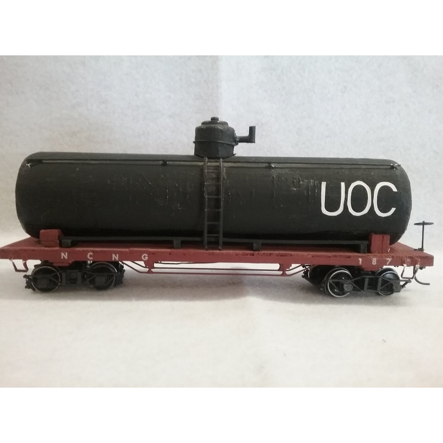 On3 Nevada County Narrow Gauge RR Tank Car #187