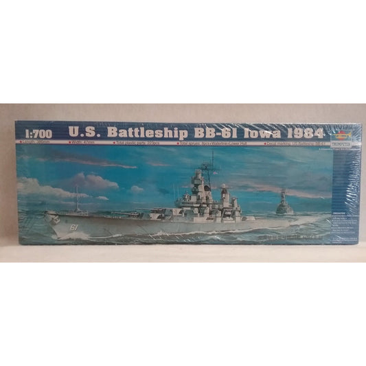 1/700 Scale Trumpeter U.S. Battleship BB-61 Iowa 1984