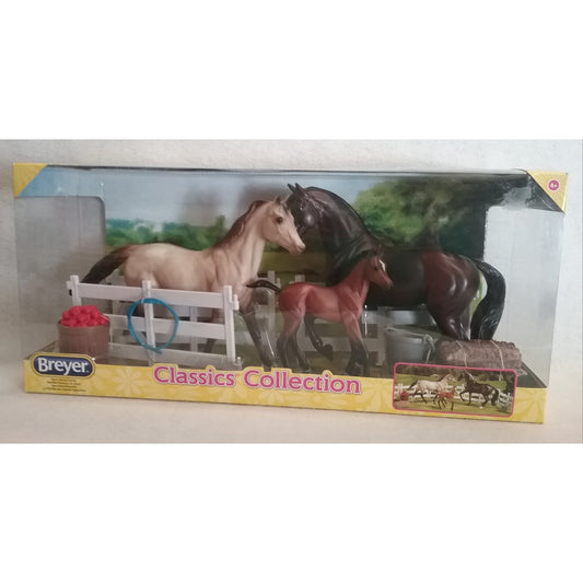 1/12 Scale Breyer 61061 Sport Horse Family