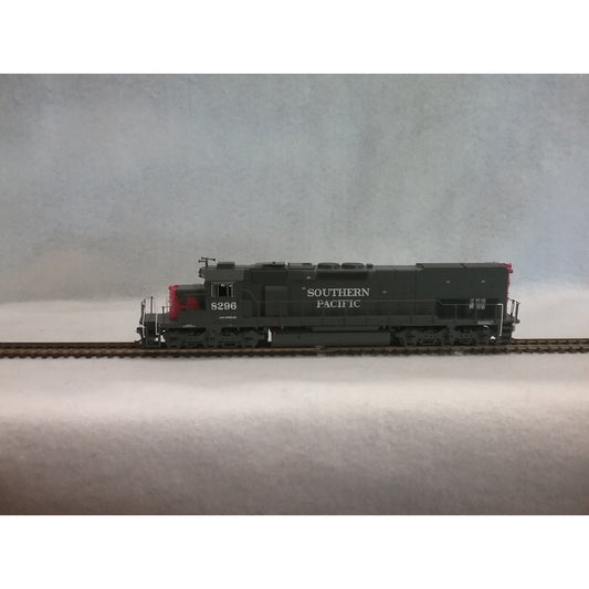 HO Scale Athearn No.ATH98322 Southern Pacific Locomotive 8296