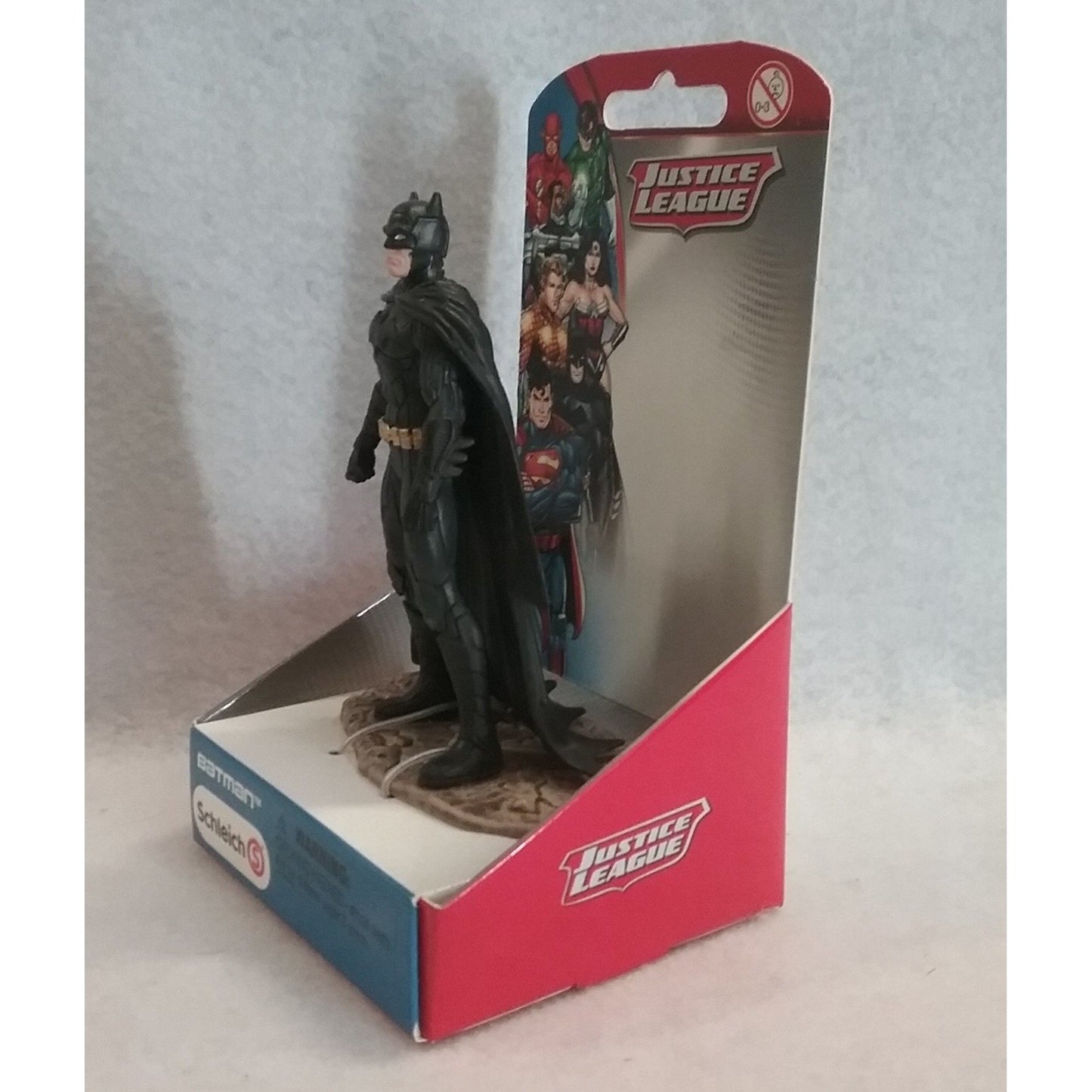 Schleich No.22501 Batman Standing
