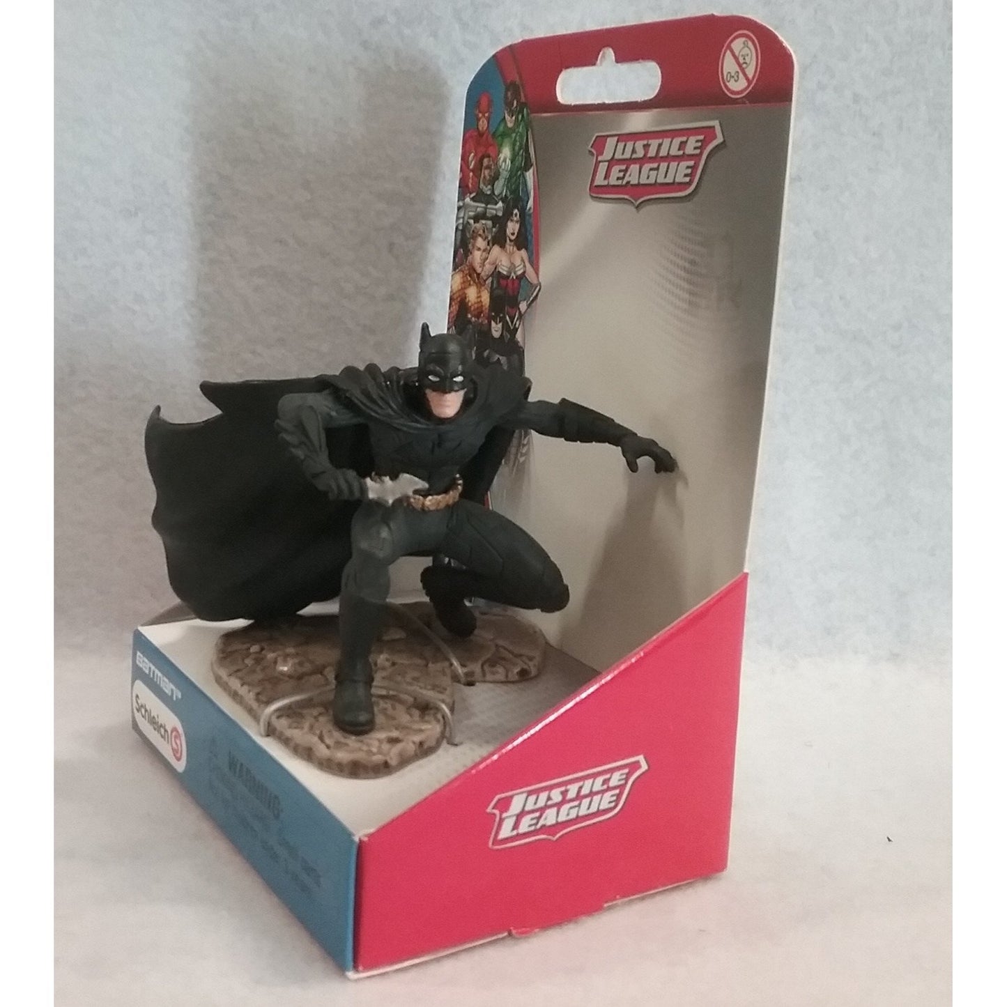 Schleich No.22503 Batman Kneeling
