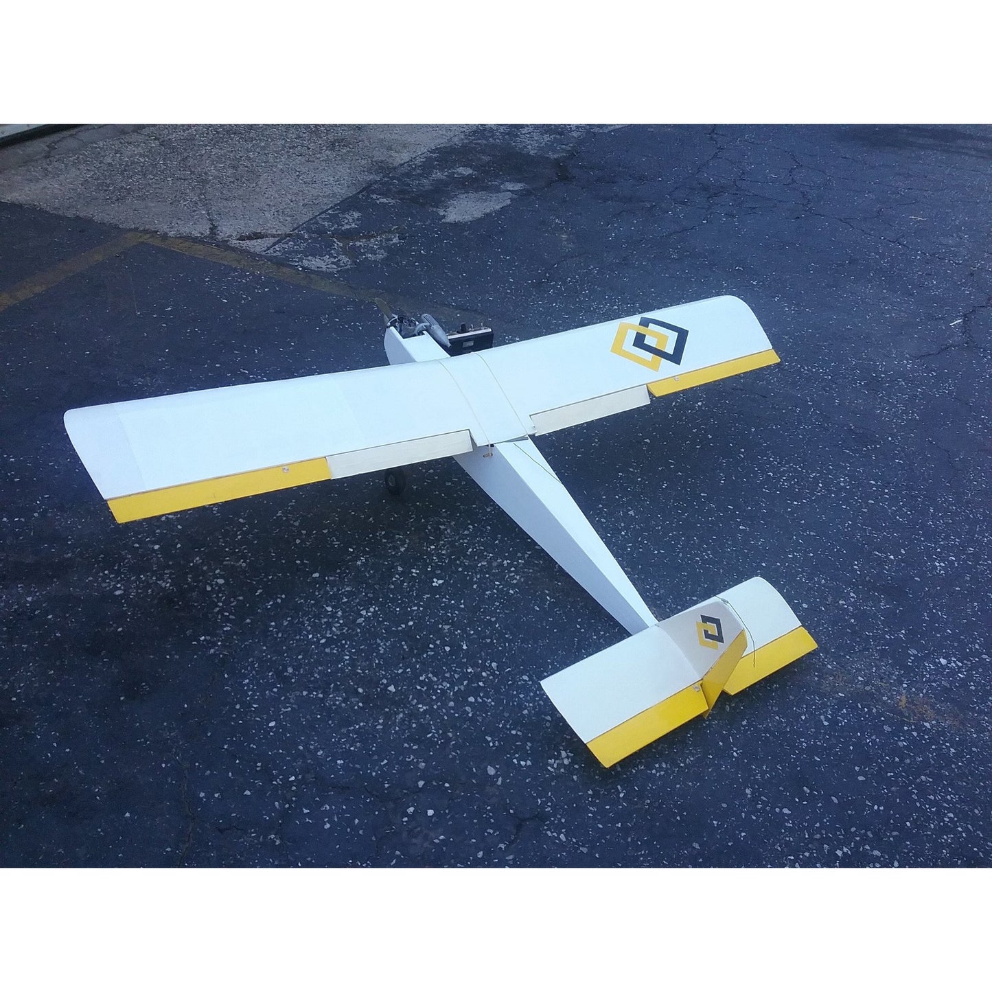 Trainer RC Plane with .40 motor