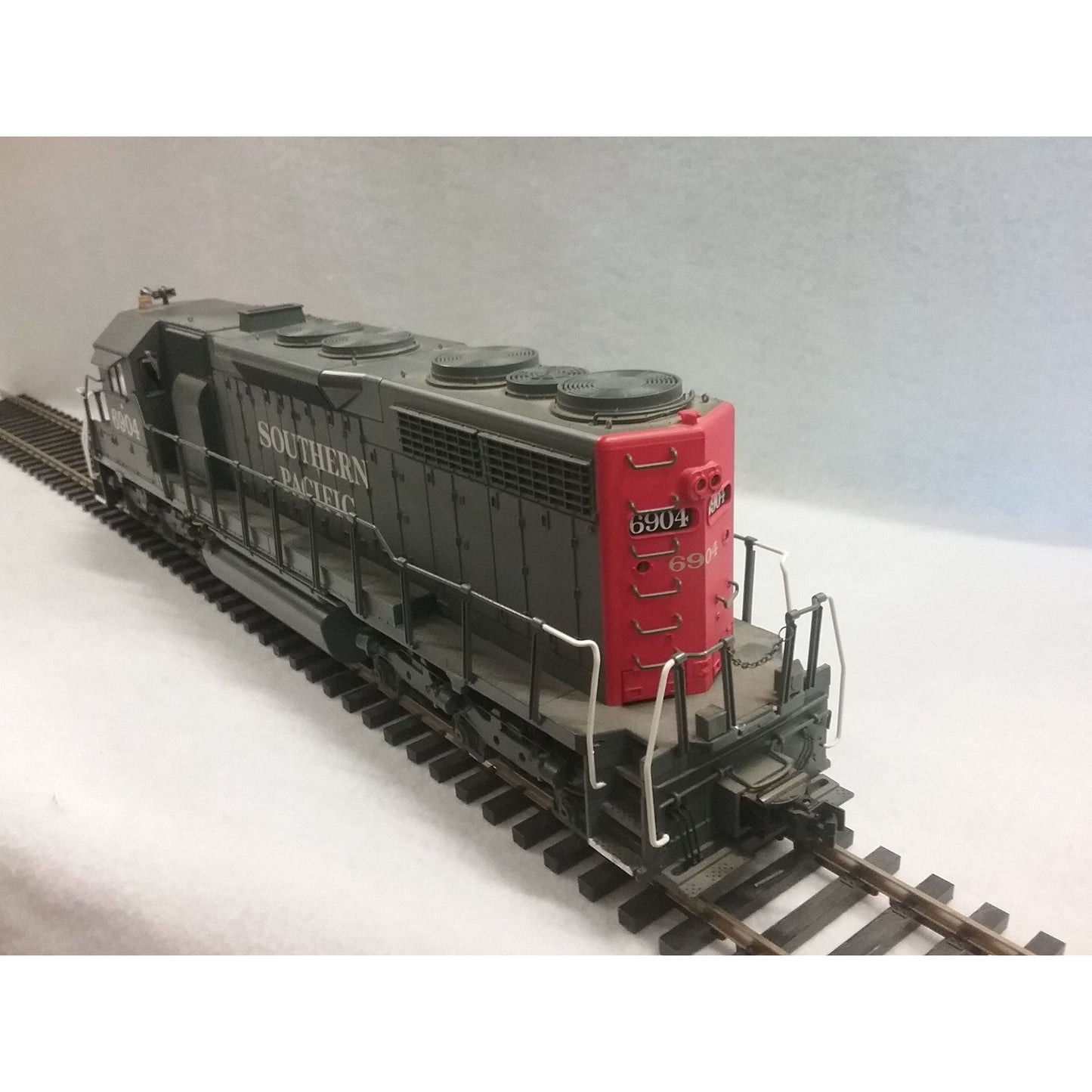 Atlas O Southern Pacific SD-35 with CLW Drive