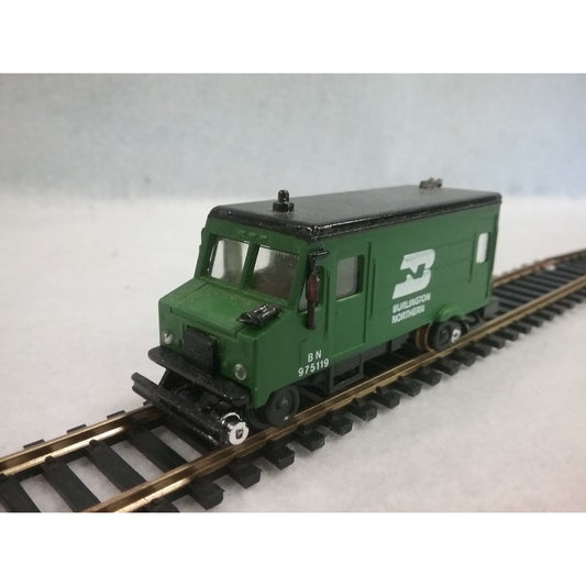 HO Scale Bachmann No.46-1236 Hy-Rail Detector Burlington Northern