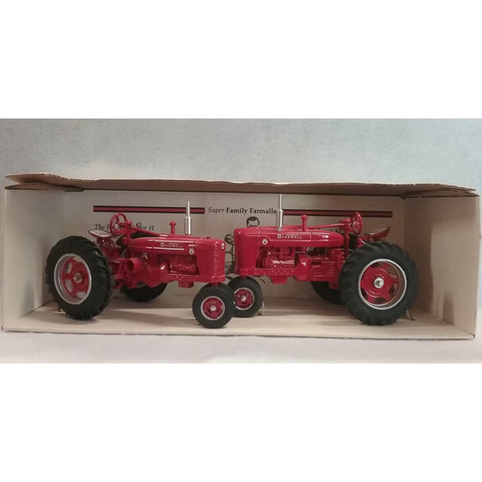 1/16 Scale ERTL Case Super "M" And Super "H" Tractor Set