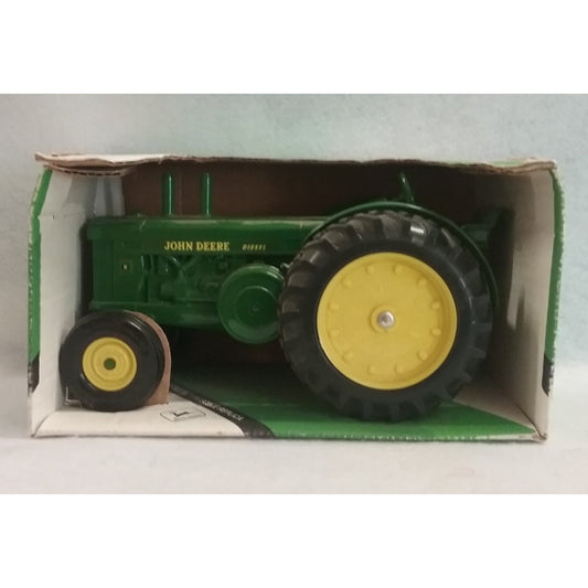 1/16 Scale ERTL No.544 John Deere Model "R" Tractor