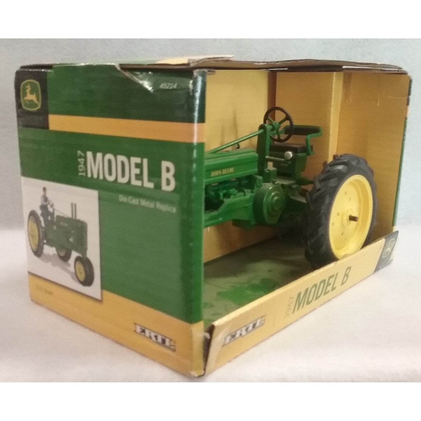 1/16 Scale  ERTL No.45214 John Deere Tractor 1947 Model B