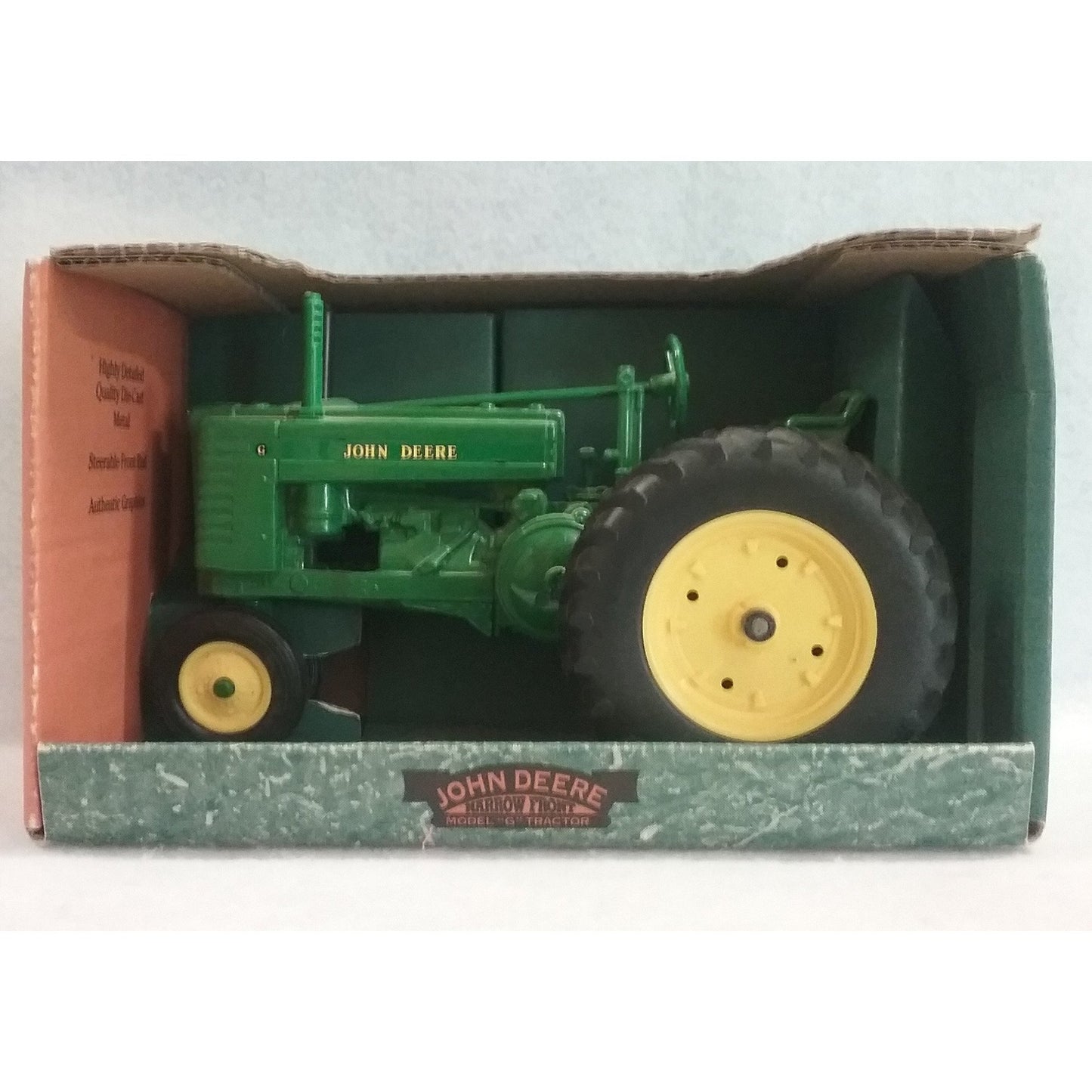 1/16 ERTL No.5104 John Deere Narrow Front Model "G" Tractor