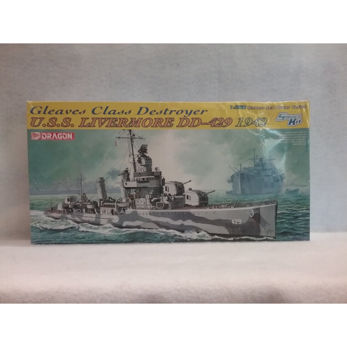 1/350 Scale Dragon No.1027 U.S.S. Livermore DD-429 1942