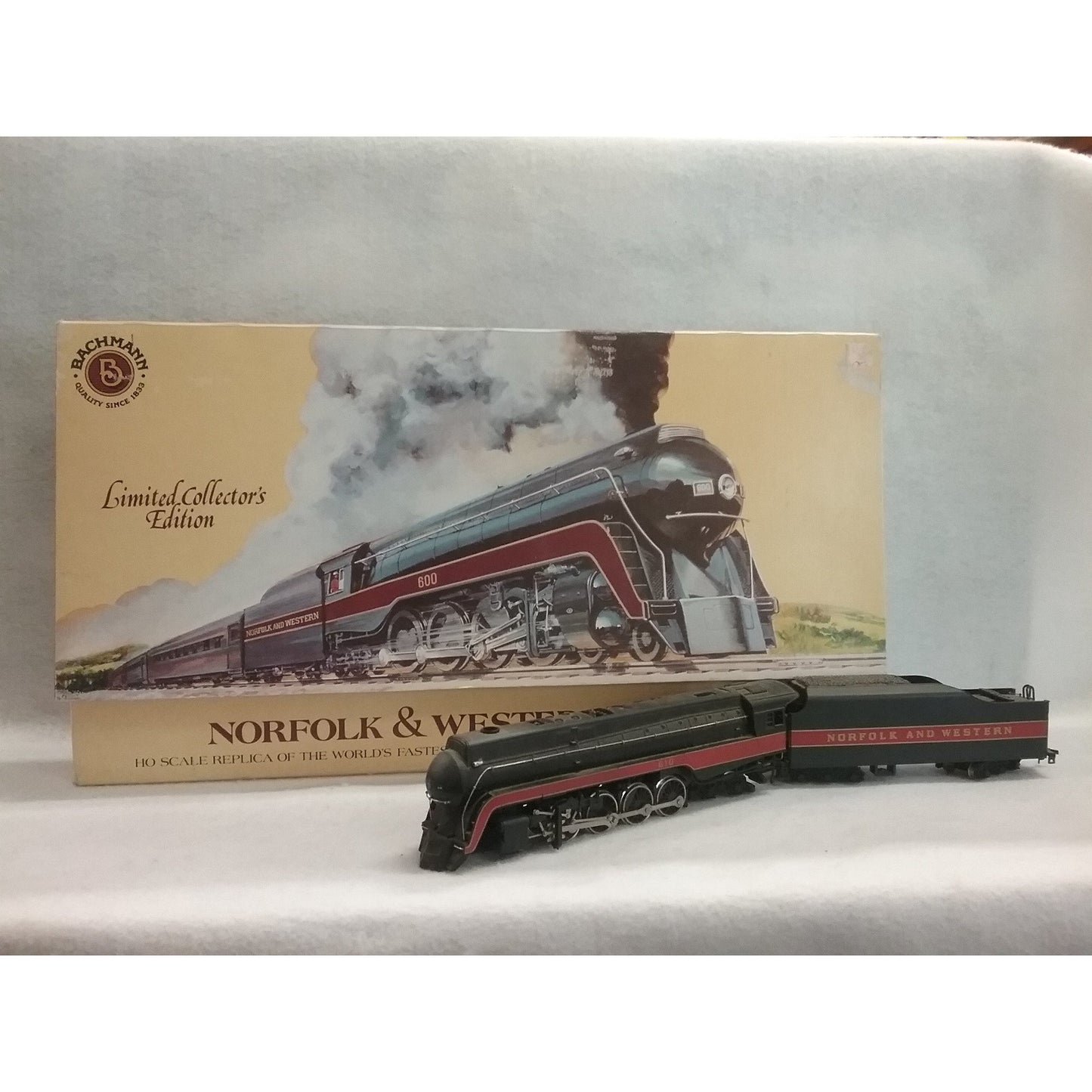 CLEARANCE-HO Scale  Bachmann No.41-0658-A4  Norfolk And Western Class J