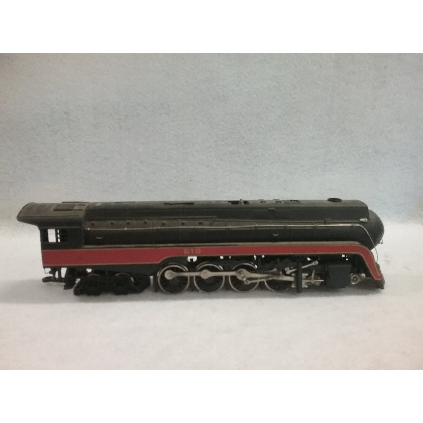 CLEARANCE-HO Scale  Bachmann No.41-0658-A4  Norfolk And Western Class J