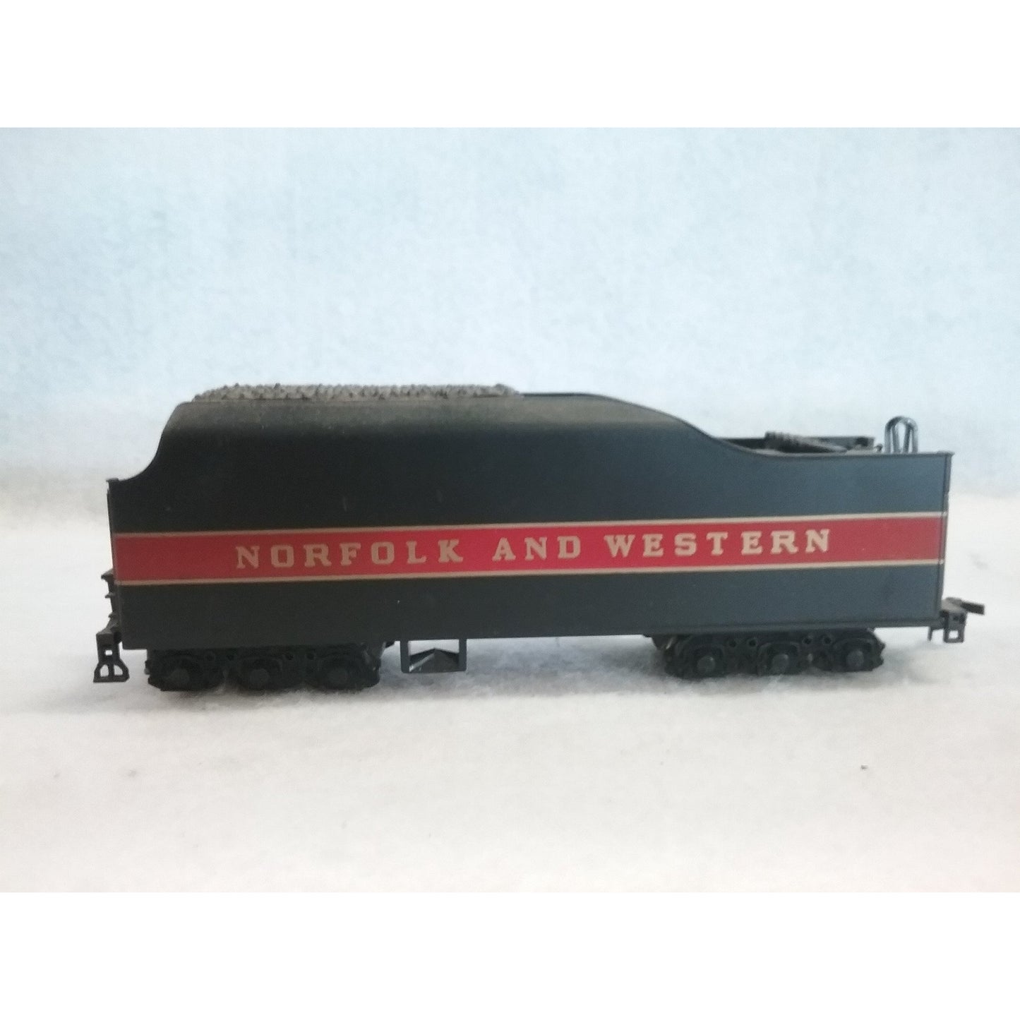 CLEARANCE-HO Scale  Bachmann No.41-0658-A4  Norfolk And Western Class J
