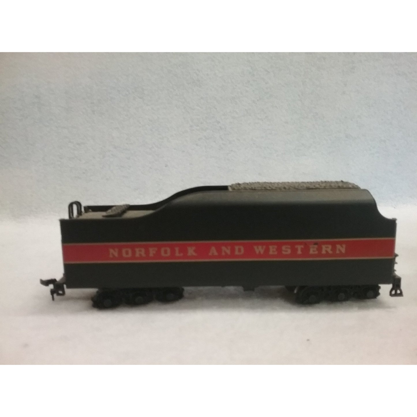 CLEARANCE-HO Scale  Bachmann No.41-0658-A4  Norfolk And Western Class J