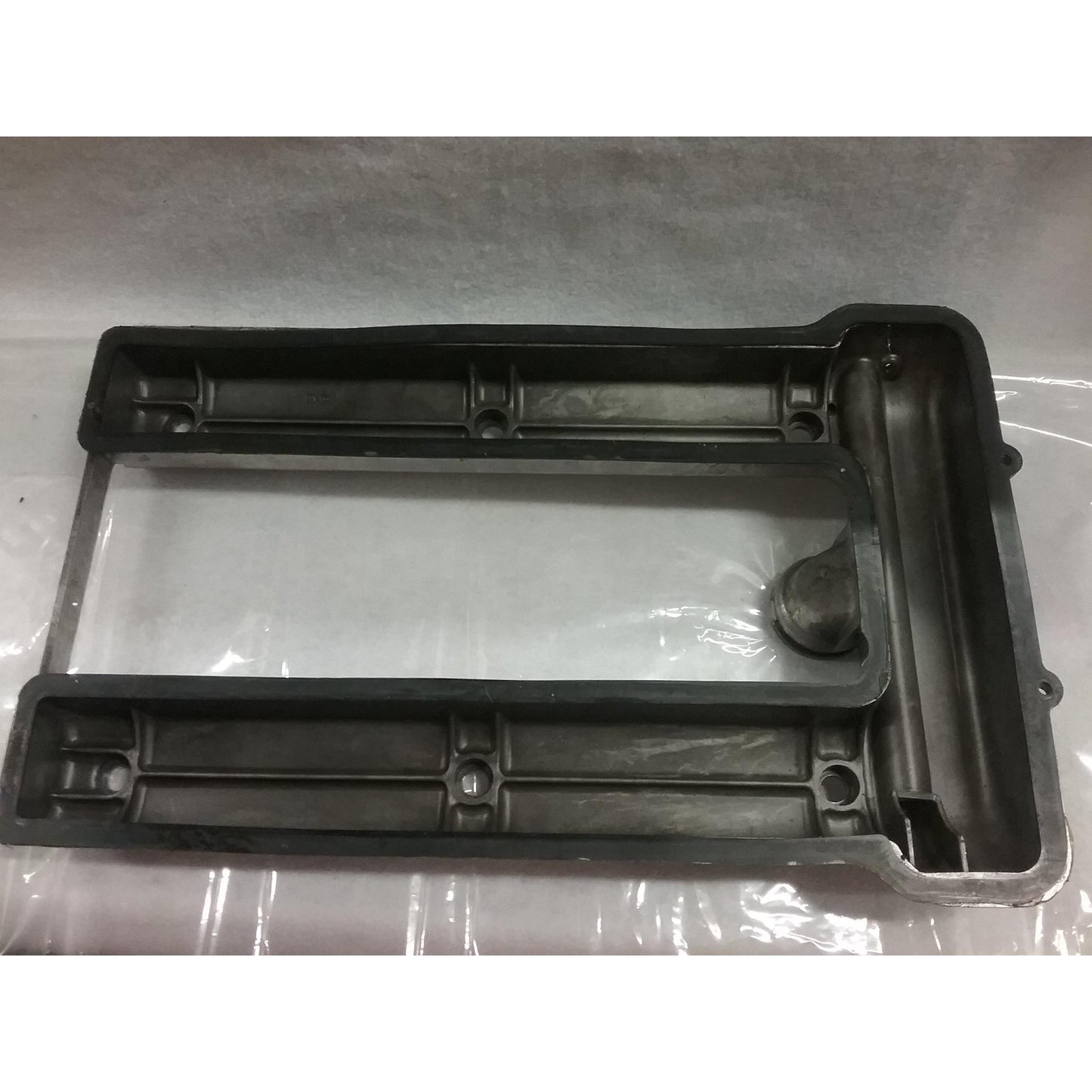Alfa Romeo Twin-Cam Valve Cover (b)