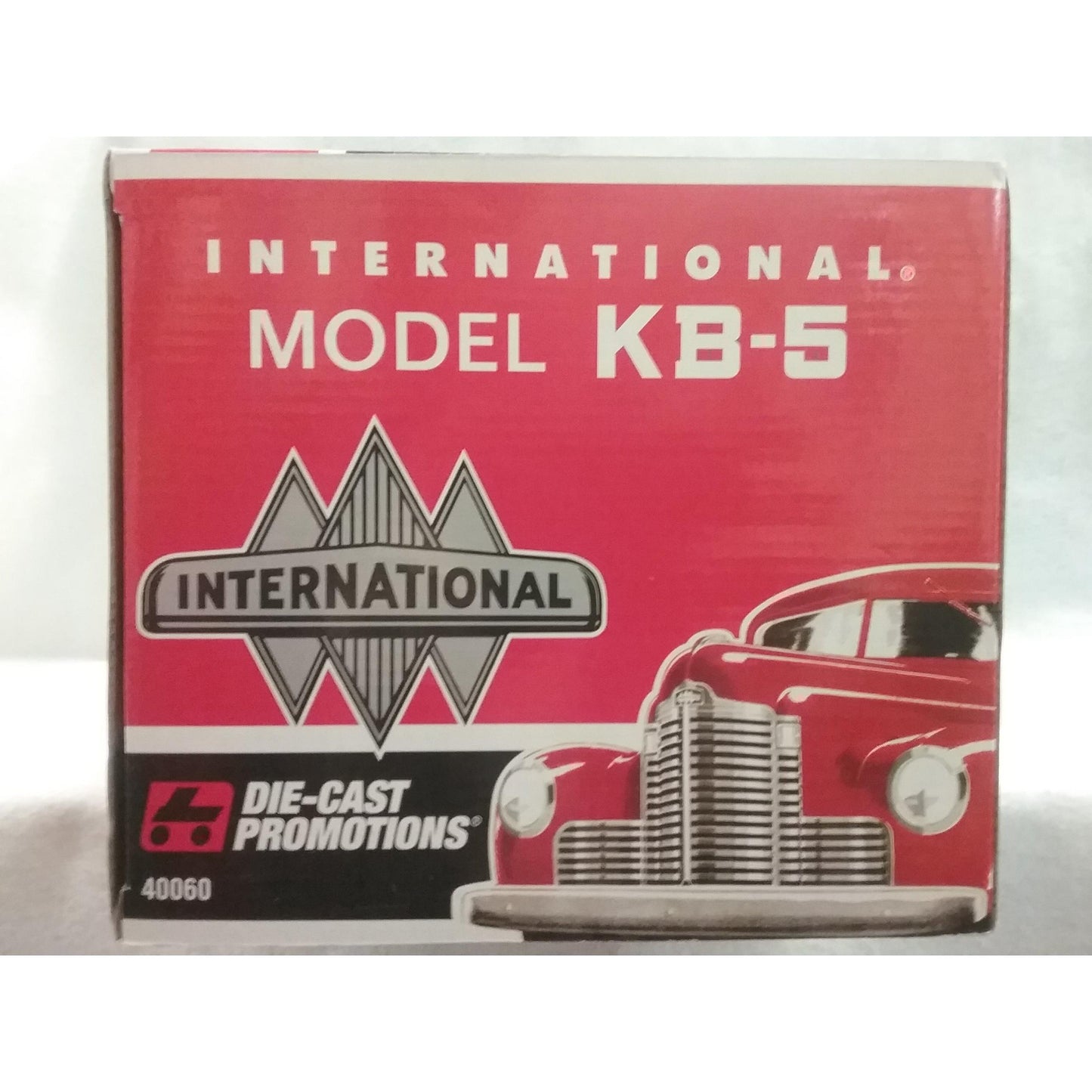 1/16 Scale Toy Trucker And Contractor No.40060 1947 International Firetruck