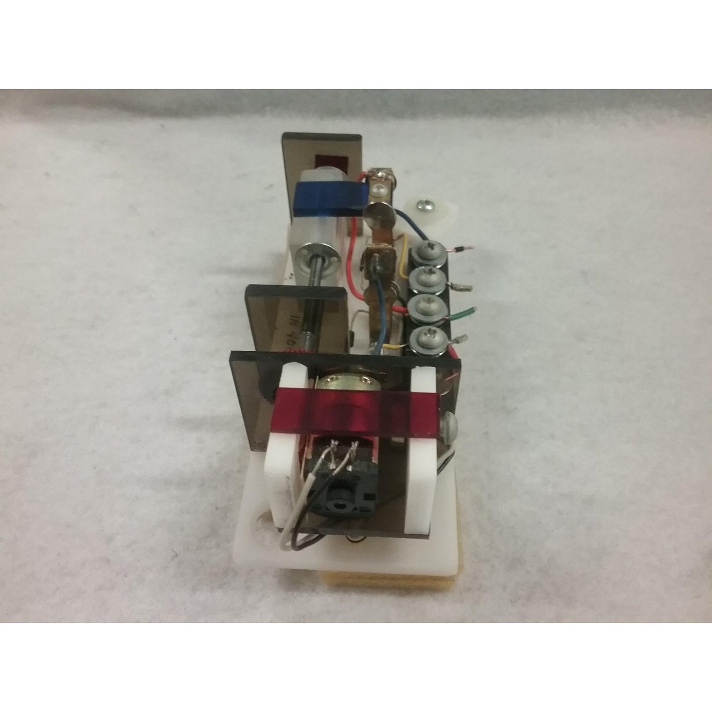Stationary Slow Motion Actuator