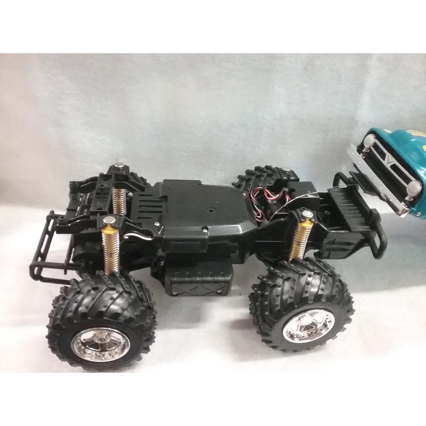 1/12 Scale  Radio Shack  New Original Box RC Street Comber II