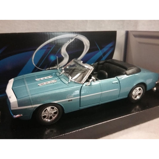 1/24 Scale Maisto No.31257  Die Cast 1968 Chevrolet Camaro SS 396 Convertible