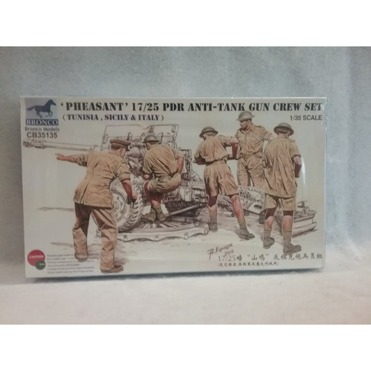 1/35 Scale Bronco Models No.CB35135 'Pheasant' 17/25 Pdr Anti-Tank Gun Crew Set