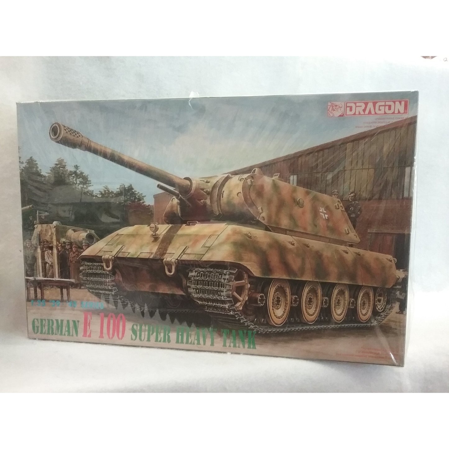 1/35 Scale Dragon No.6011 German E 100 Super Heavy Tank