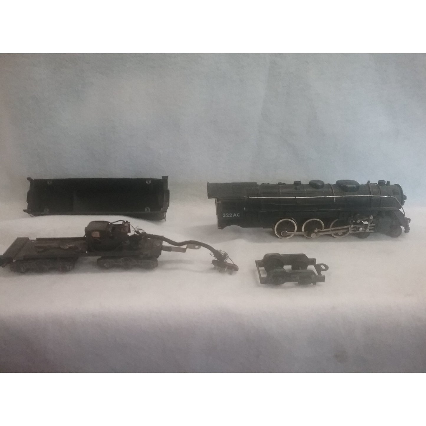 American Flyer 322AC New Haven Passenger Train-needs work