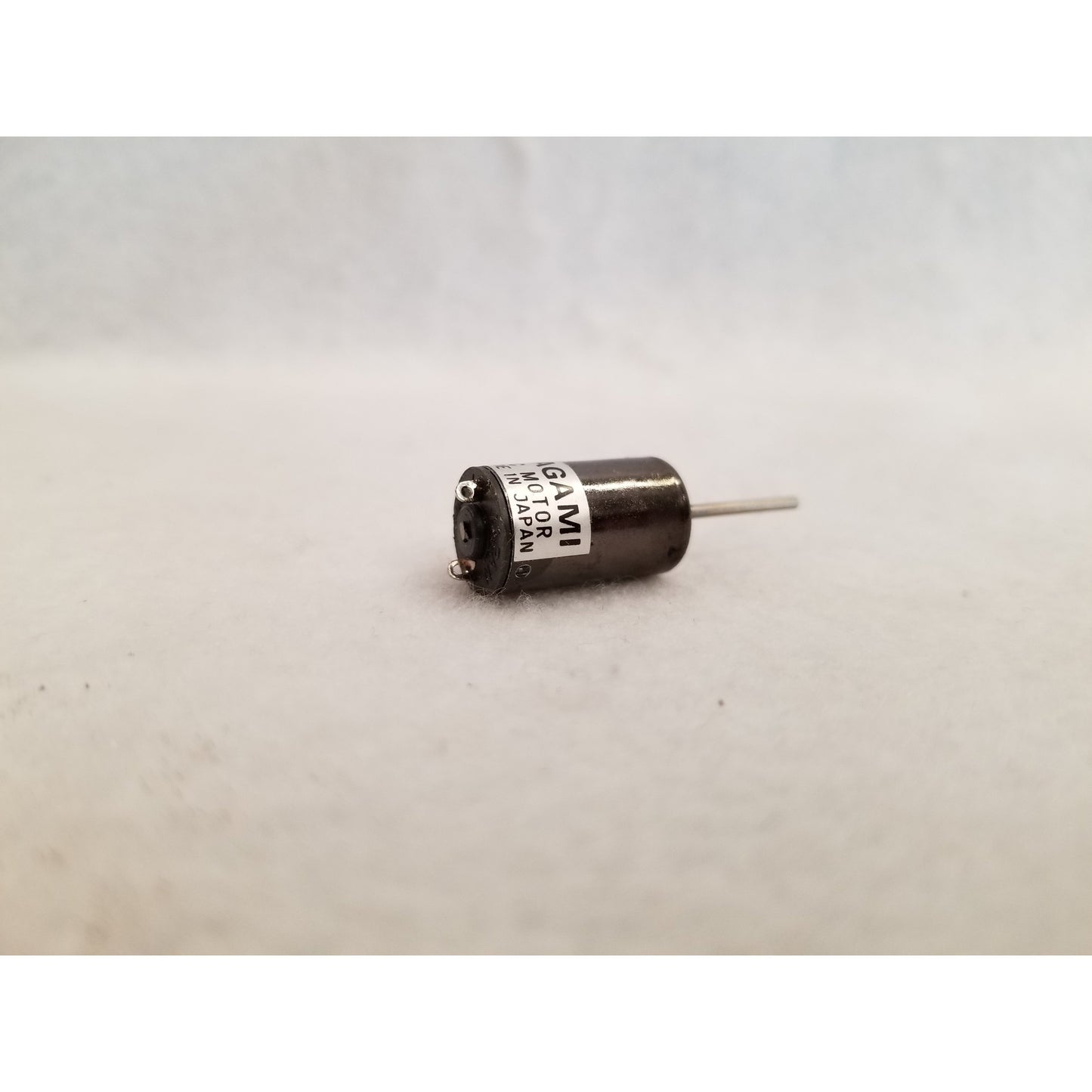 Sagami 12202-9 12mm x 20mm Motor