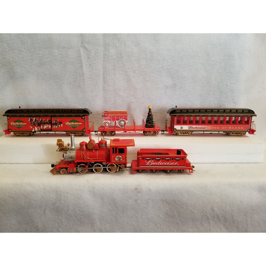 On30 Scale Bachmann, Hawthorne Village Budweiser Train Set