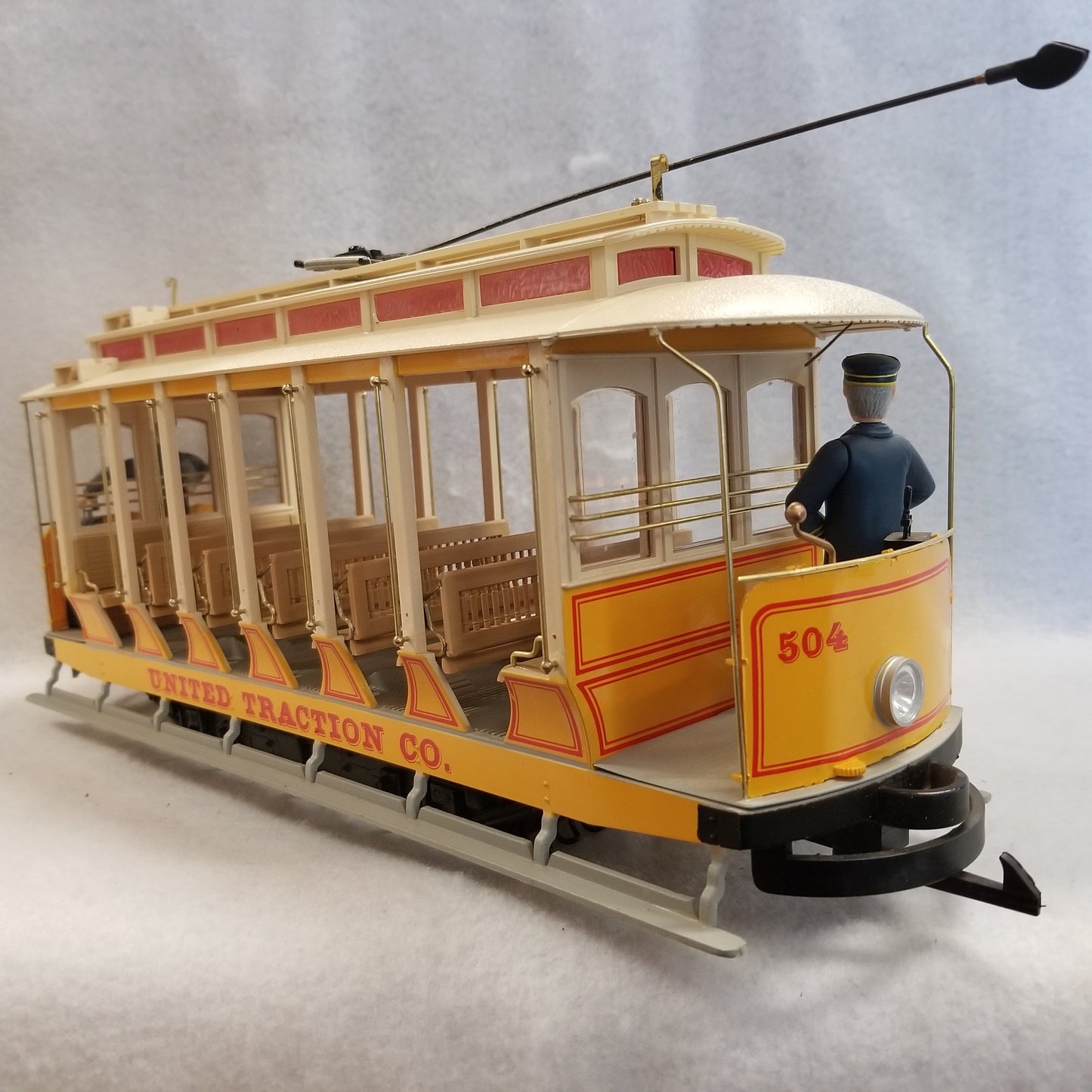G Scale Bachmann No.93938 Open Streetcar  United Traction Co. No. 504