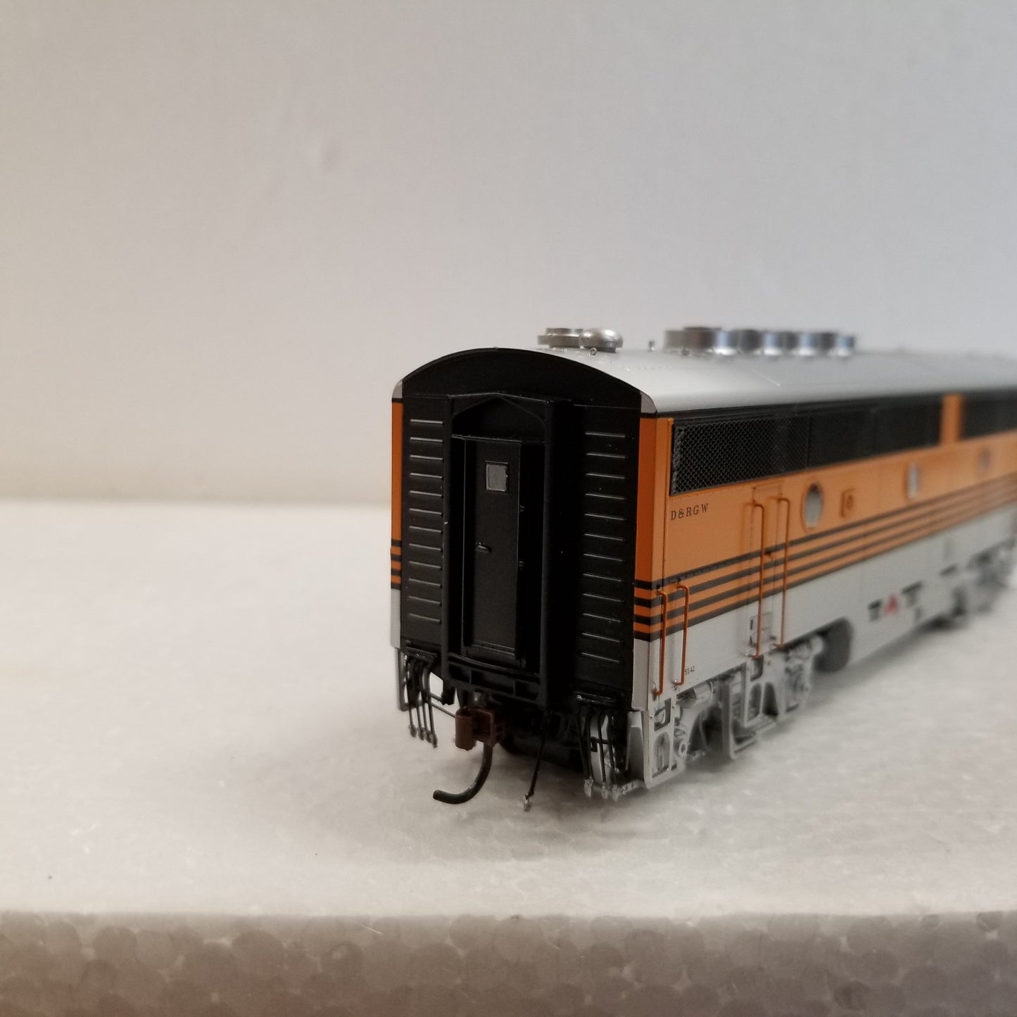 Athearn Genesis HO Scale F7A-F7B Rio Grande Locomotive Set with Tsunami Sound