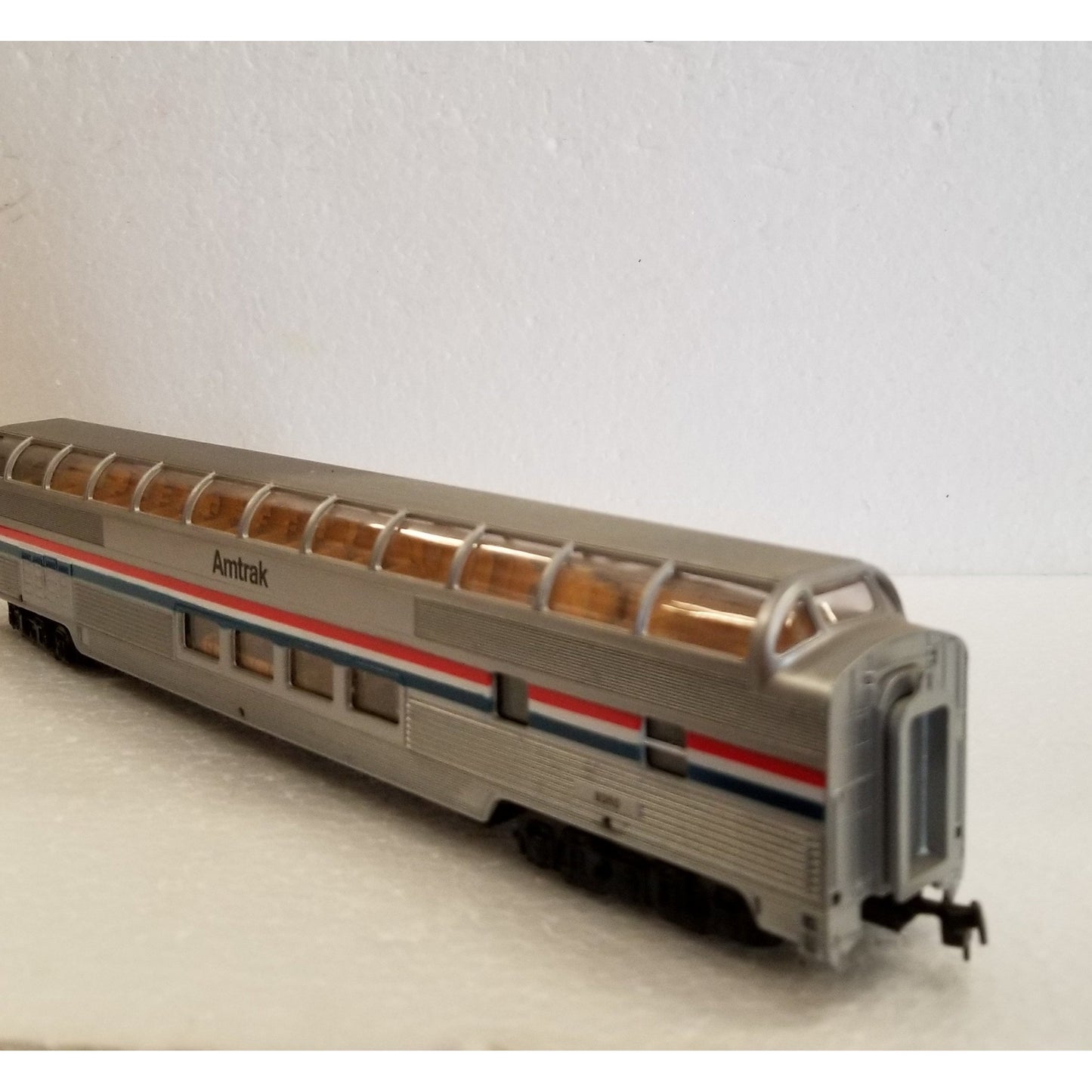 HO Scale Bachmann Amtrak Passenger Car No.9350