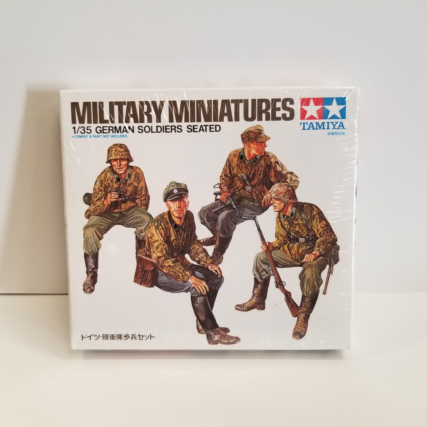 1/35 Scale Tamiya No.35109 German Soldiers Seated