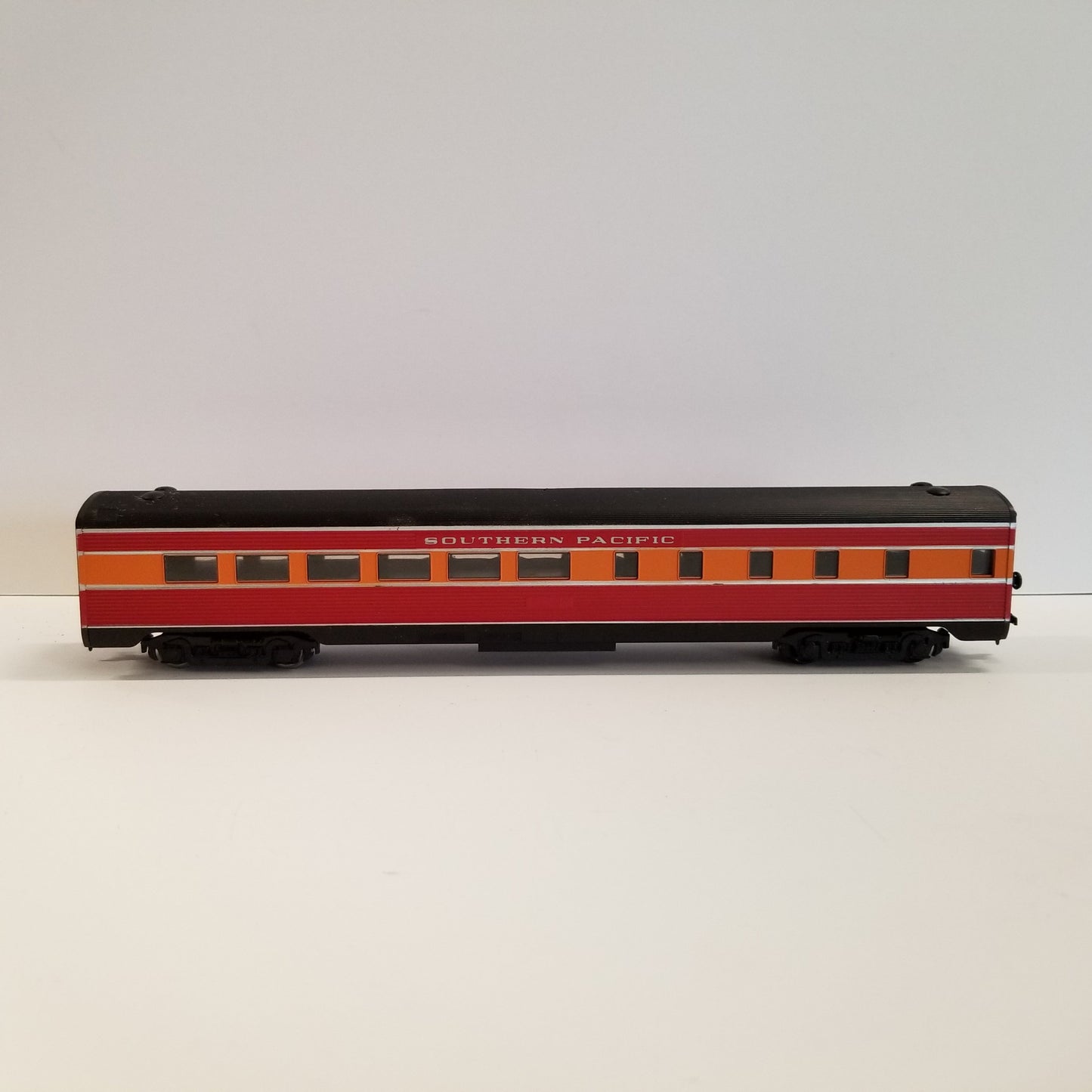 HO Scale Athearn Southern Pacific Daylight Set